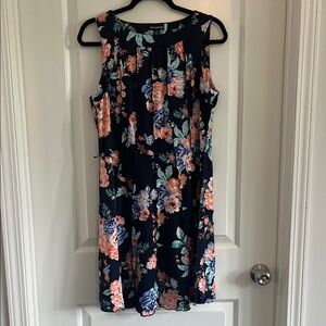 Nina Leonard fit and flare floral dress size medium